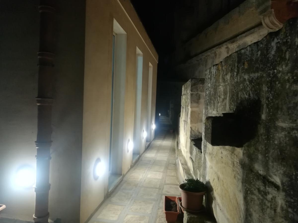 Bed and Breakfast Dimora Dell'Artista Lecce Exterior foto